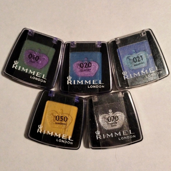 Rimmel Colour Rush Mono Eye Shadow - Picture 1 of 12